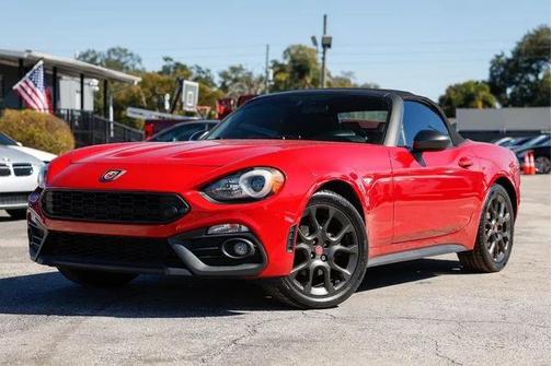 2018 FIAT 124 Spider Base