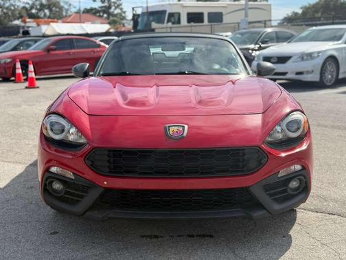 2018 FIAT 124 Spider Base