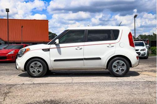 2013 Kia Soul Base