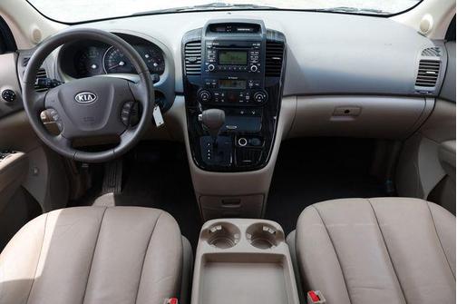 Cashmere Beige 2011 Kia Sedona EX