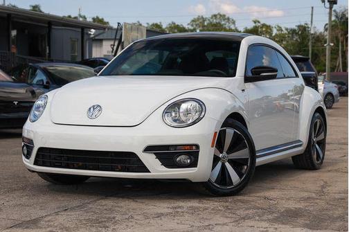 Candy White 2014 Volkswagen Beetle DSG 2.0T R-Line