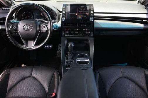 Midnight Black Metallic 2019 Toyota Avalon Touring
