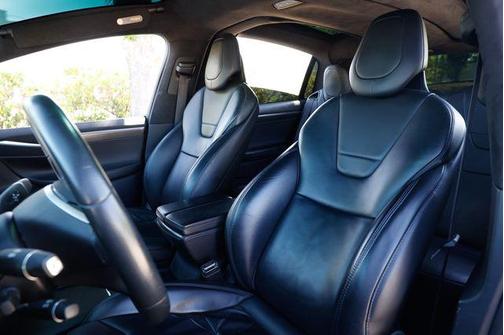 2017 Tesla Model X 100D AWD w/FSD (Full Self Drive)