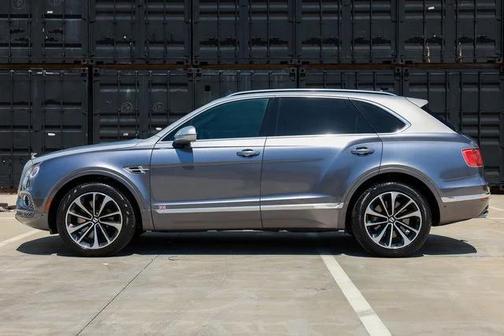 Venusian Grey Metallic 2018 Bentley Bentayga