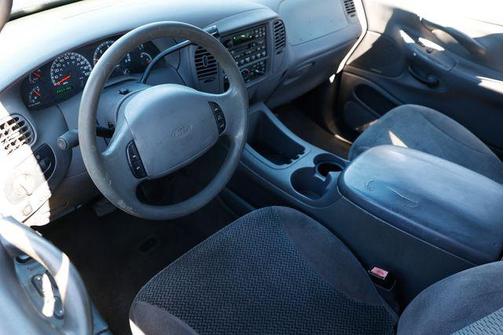 2002 Ford Expedition XLT