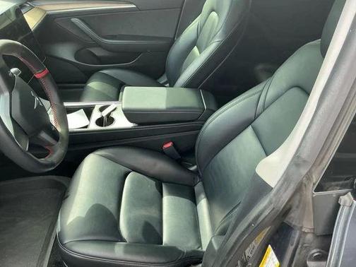 Midnight Silver Metallic 2022 Tesla Model 3 Performance
