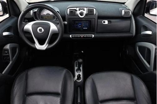 Crystal White 2008 smart ForTwo passion