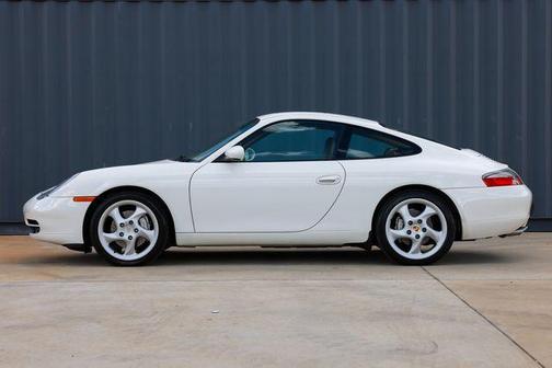 Biarritz White 2001 Porsche 911 Carrera 4