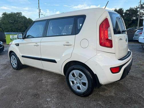 2013 Kia Soul Base