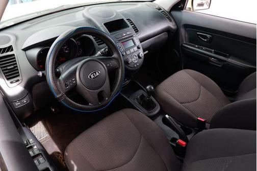 2013 Kia Soul Base
