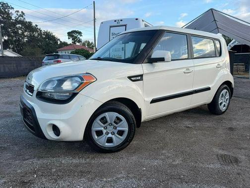 2013 Kia Soul Base