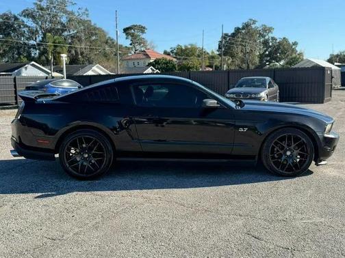 2012 Ford Mustang V6