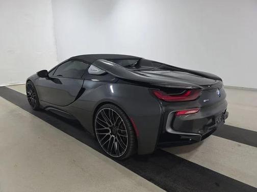 2019 BMW i8 Roadster