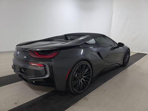 2019 BMW i8 Roadster