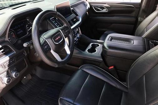 Black 2021 GMC Yukon SLT