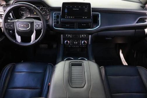 Black 2021 GMC Yukon SLT