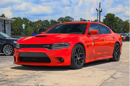 2016 Dodge Charger R/T Scat Pack
