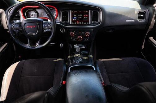 2016 Dodge Charger R/T Scat Pack