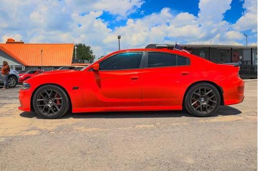 2016 Dodge Charger R/T Scat Pack