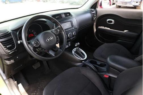 Pink 2017 Kia Soul Base
