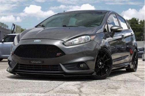 Magnetic Metallic 2017 Ford Fiesta ST Hatch