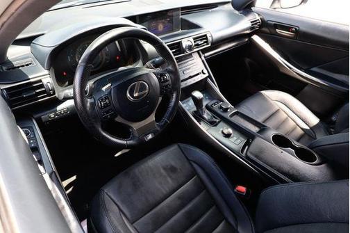 2019 Lexus IS 300 Base