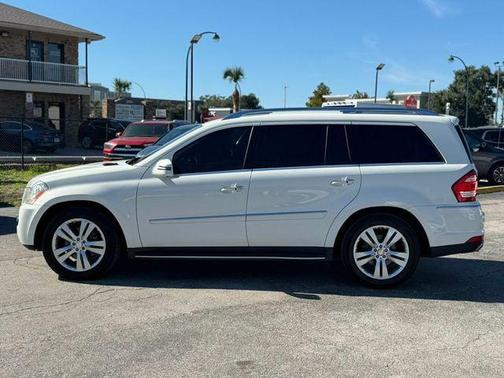 2011 Mercedes-Benz GL-Class 4MATIC