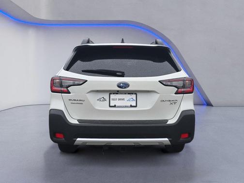 2025 Subaru Outback Limited XT