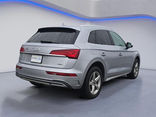 2021 Audi Q5 45 Premium