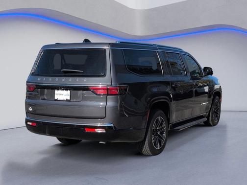 2024 Jeep Wagoneer L Series I 4x4