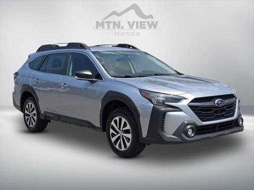 2023 Subaru Outback Base