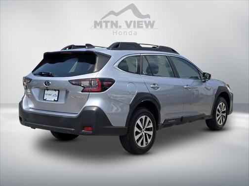 2023 Subaru Outback Base