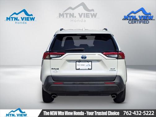 2022 Toyota RAV4 Hybrid XLE Premium