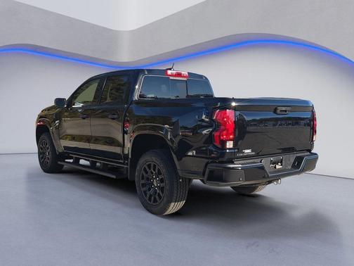 2025 Chevrolet Colorado WT
