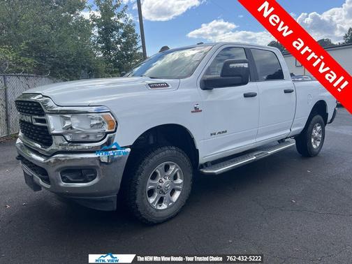 2024 RAM 2500 Big Horn Crew Cab 4x4 6'4' Box
