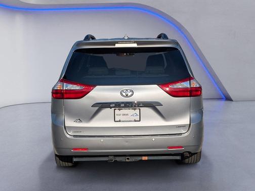 2015 Toyota Sienna Limited