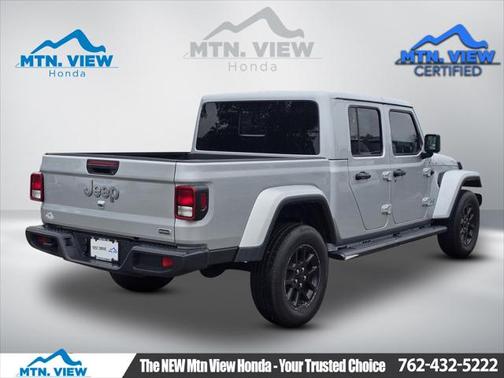 2023 Jeep Gladiator Overland