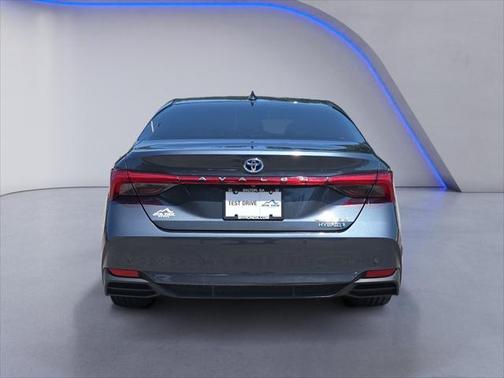 2021 Toyota Avalon Hybrid Limited
