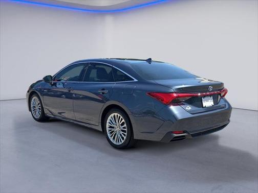 2021 Toyota Avalon Hybrid Limited