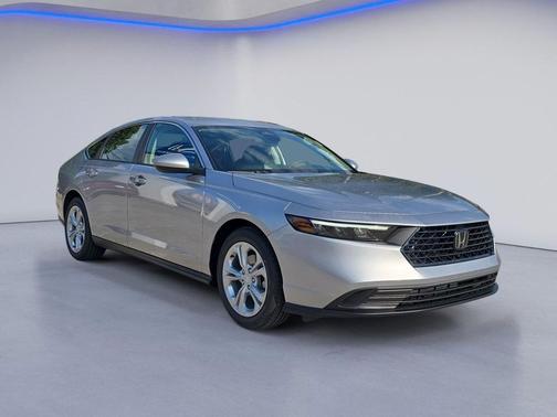 2025 Honda Accord LX 1.5T