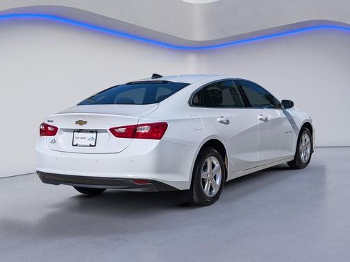 2022 Chevrolet Malibu 1LS