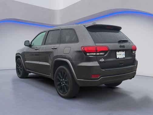 2017 Jeep Grand Cherokee Altitude