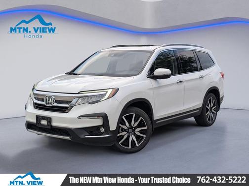 2022 Honda Pilot Touring 8-Passenger
