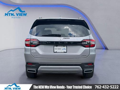 2025 Honda Pilot Touring 8-Passenger