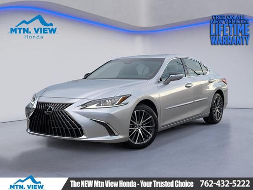 2025 Lexus ES 300h Base