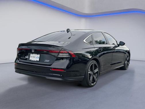 2023 Honda Accord Hybrid Base