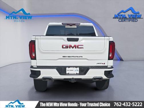 2022 GMC Sierra 1500 AT4
