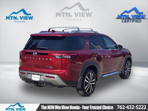 2024 Nissan Pathfinder Platinum 4WD