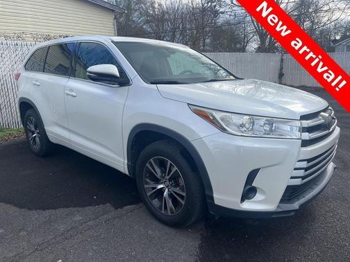 2018 Toyota Highlander LE I4