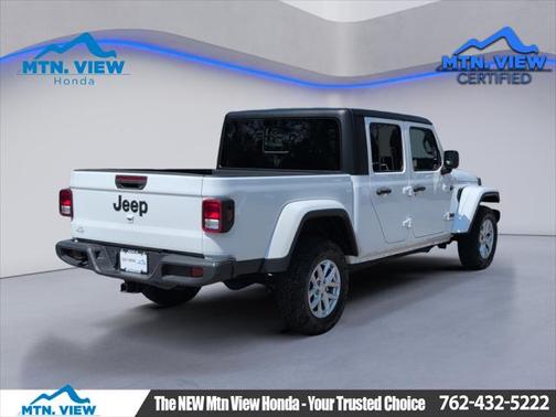 2023 Jeep Gladiator Sport S